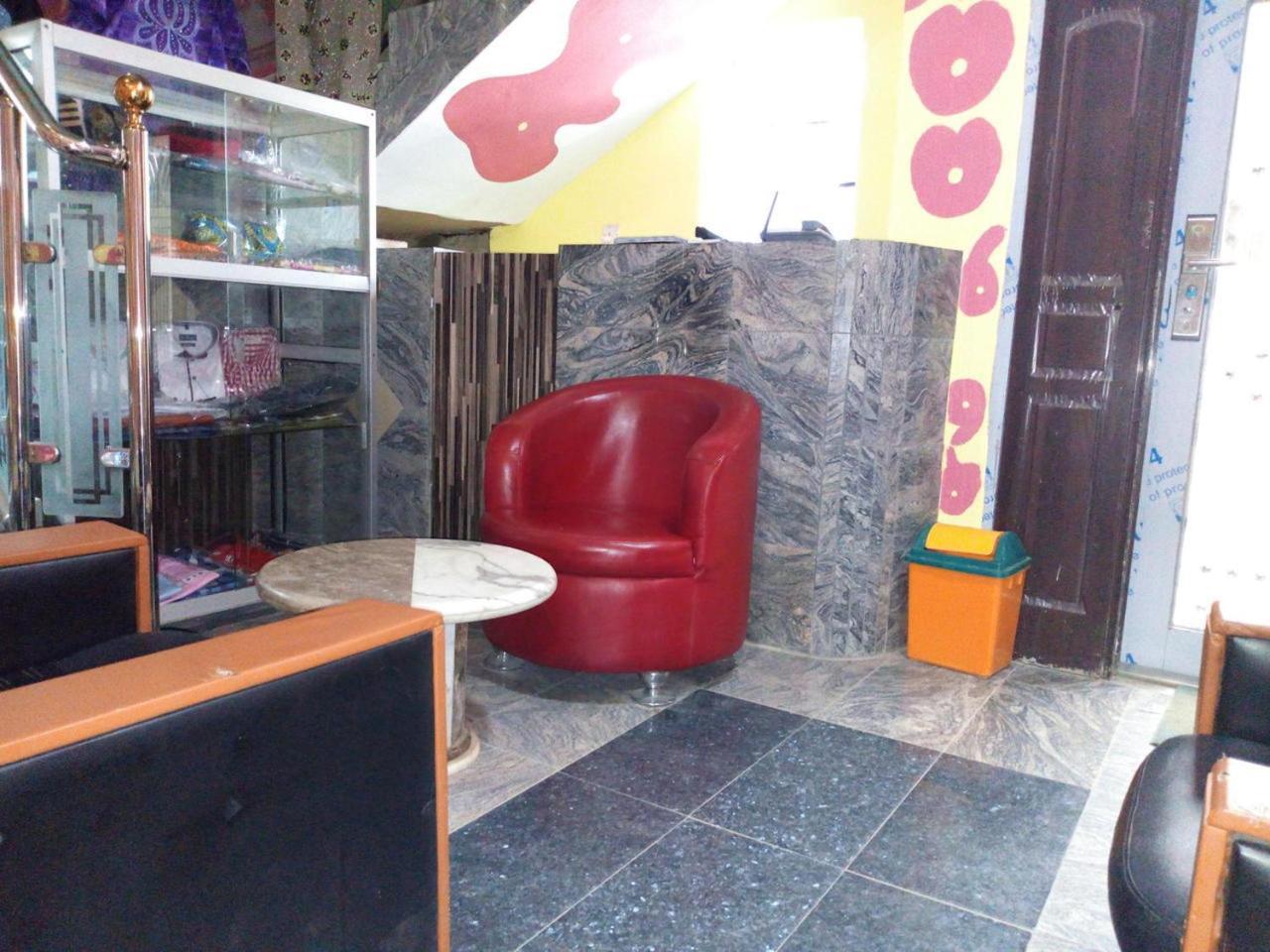 Prince Bella Hotel Ikotun Eksteriør bilde